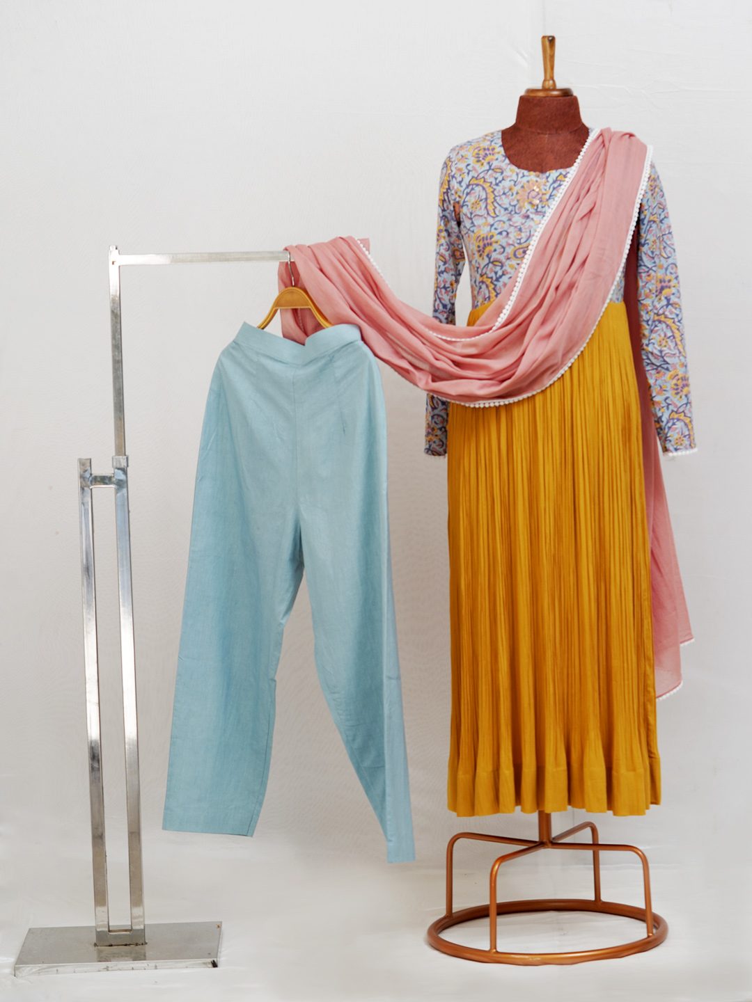 Semi Anarkali Salwar